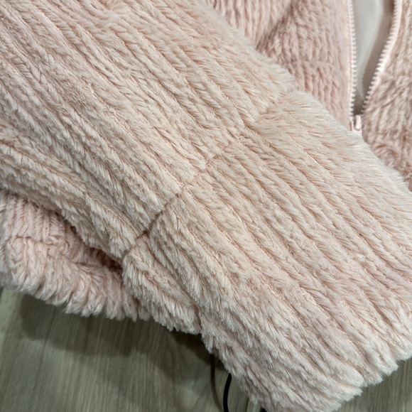 Cropped Jacket - Picture 4 of 6